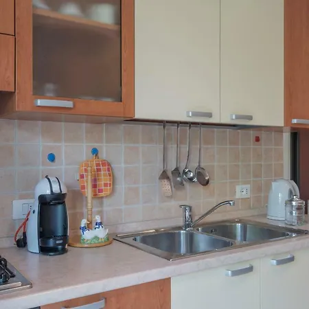 Apartment House And - 2 Sirmione